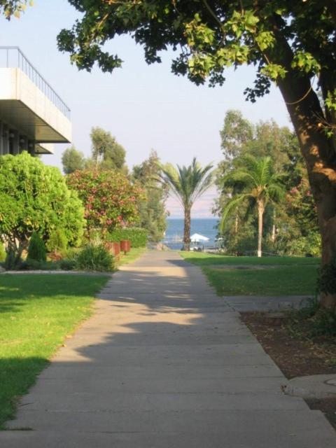 Nof Ginosar Kibbutz Hotel エクステリア 写真
