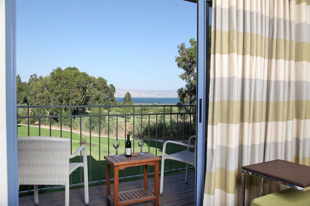 Nof Ginosar Kibbutz Hotel エクステリア 写真