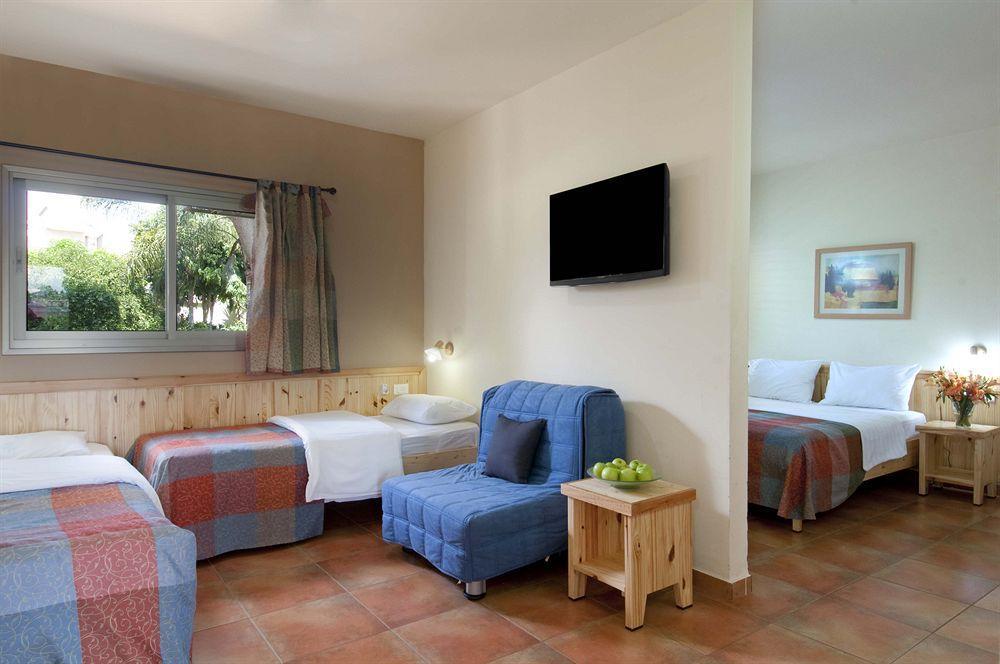 Nof Ginosar Kibbutz Hotel エクステリア 写真
