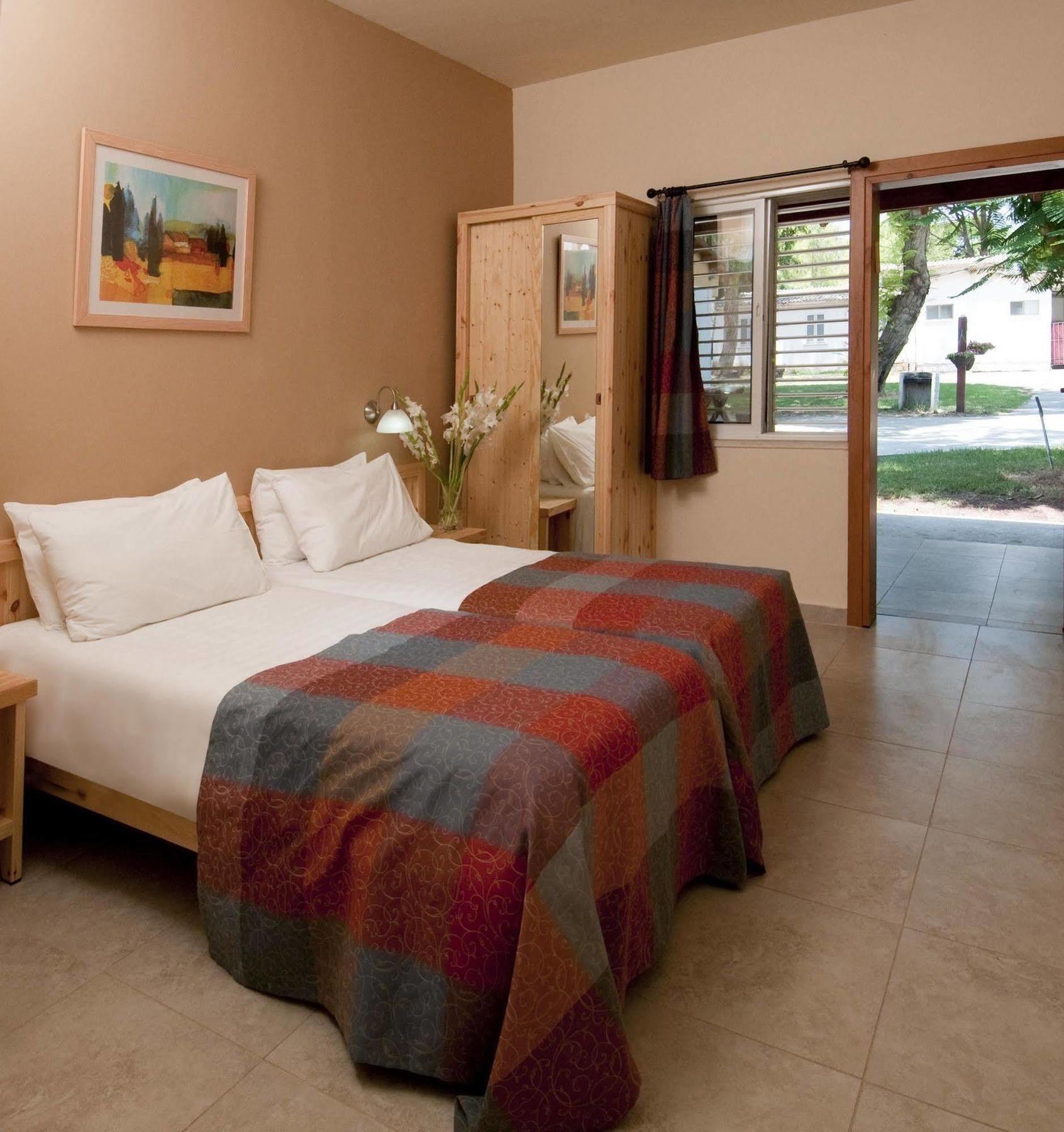 Nof Ginosar Kibbutz Hotel エクステリア 写真