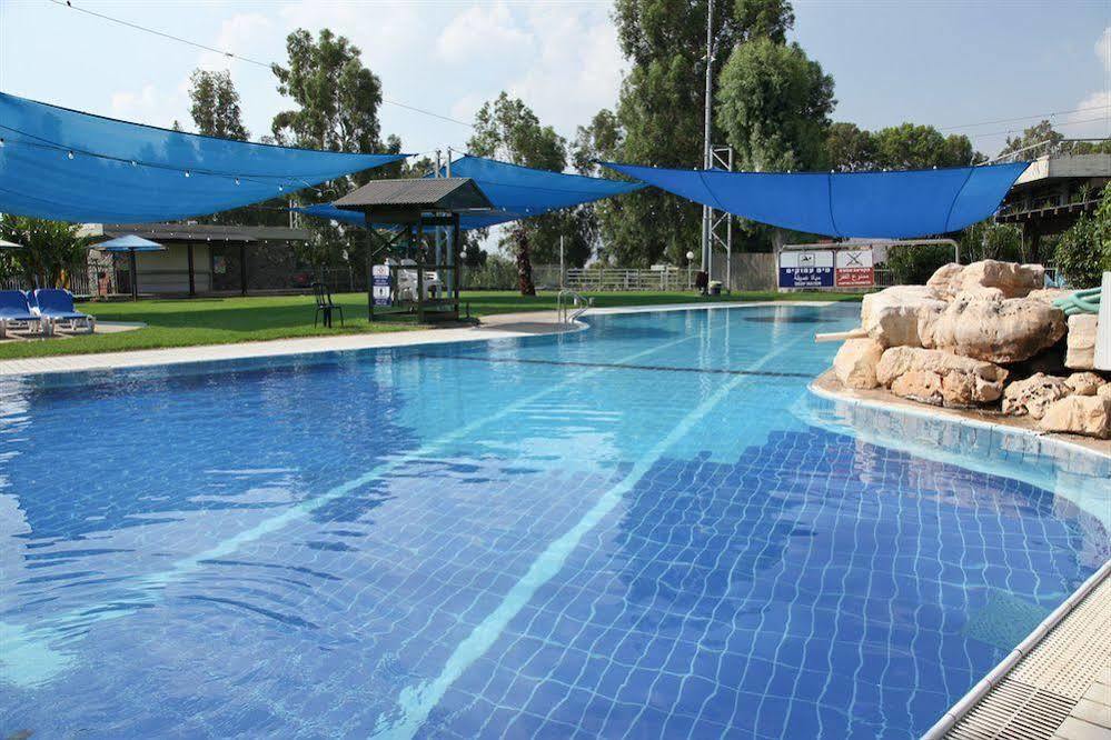Nof Ginosar Kibbutz Hotel エクステリア 写真
